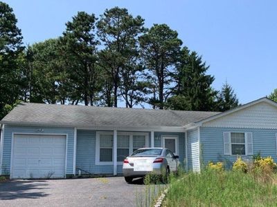 174 Wading River Hollow Road, Middle Island, NY, 11953
