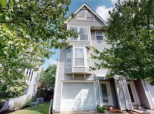 15 Hemingway St #1, Pittsburgh, PA 15213