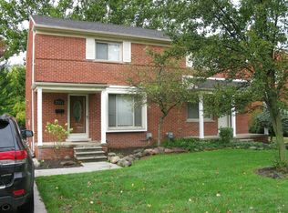 2515 Oliver Rd, Royal Oak, MI 48073