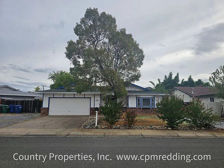 3320 Panorama Dr — Photo 3