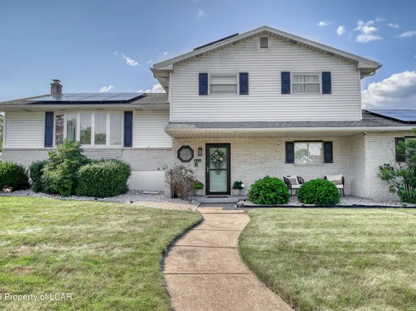 106 E Pheasant Dr, Larksville, PA 18704