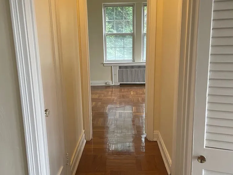 The Royal York Apartments — Photo 40