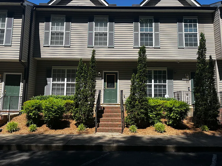8533 Kangaroo Ct — Photo 2