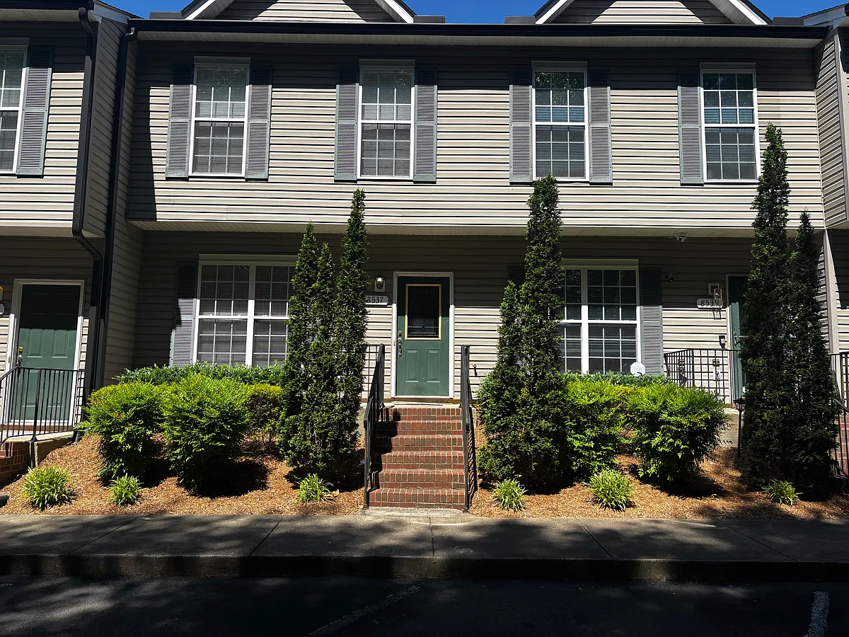 Building Photo - 8533 Kangaroo Ct