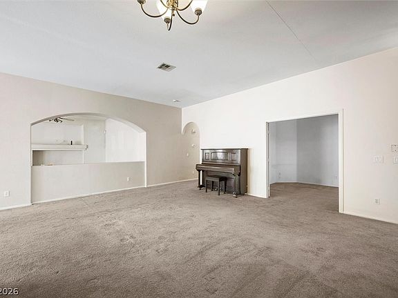 5th image of 459 Mountain Estates Dr