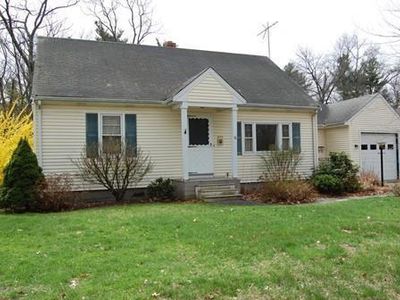 76 Smith St, Chelmsford, MA, 01824
