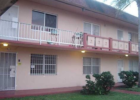 1st image of 395 NW 177th St APT 126