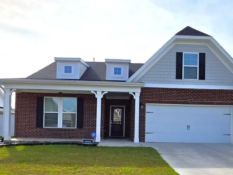 3360 Rustic Dr — Photo 1