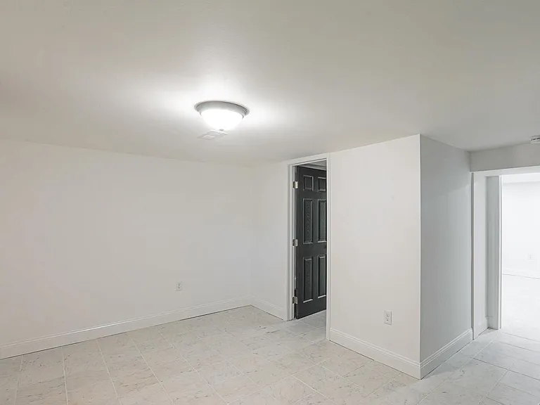 5419 Hillen Rd — Photo 38
