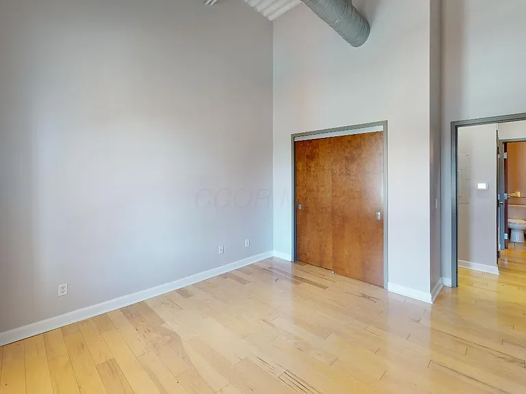 769 N High St #R-310 — Photo 8