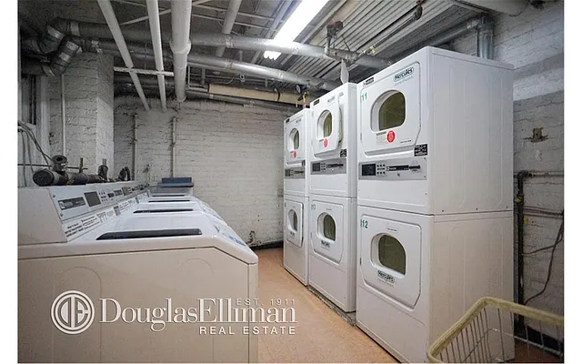 Rented by Douglas Elliman | media 31