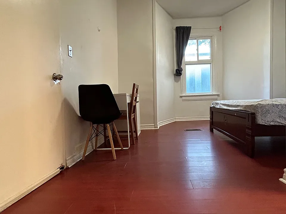 4 Fitzroy Ter #AA MAIN FLOOR