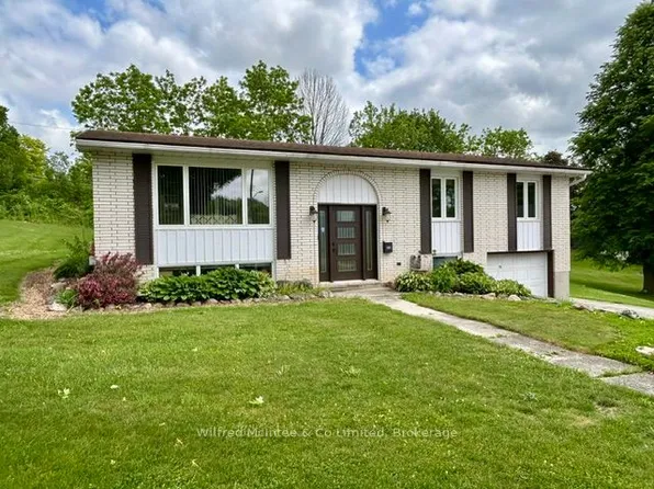 925 Old Durham Rd, Brockton, ON N0G 2V0