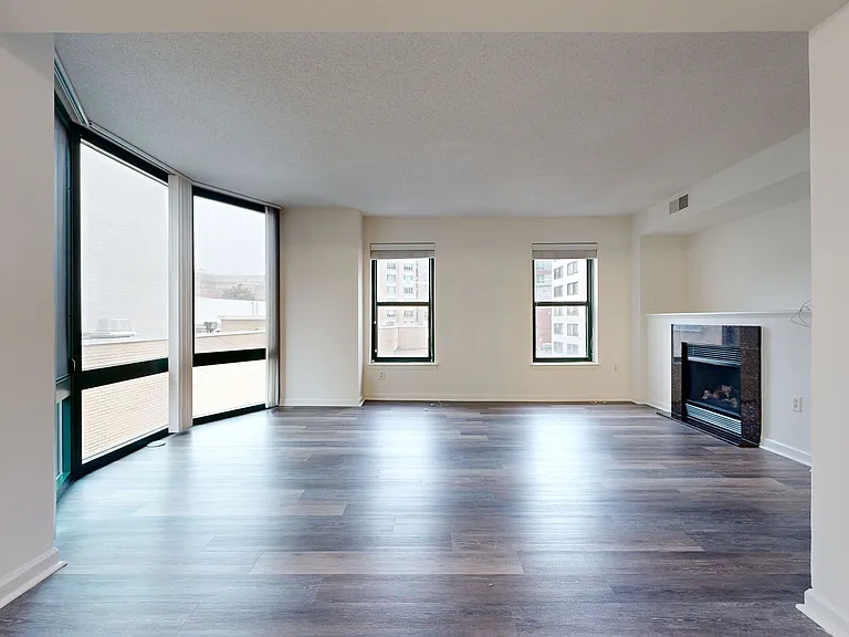 1301 Thomas Circle — Photo 93