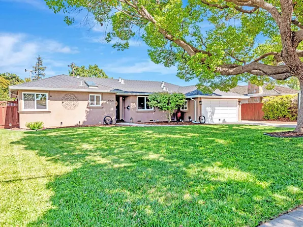 37826 Glenmoor Dr, Fremont, CA 94536