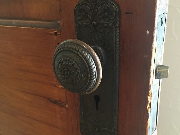 5th image of 1005 Columbia Ave APT 4