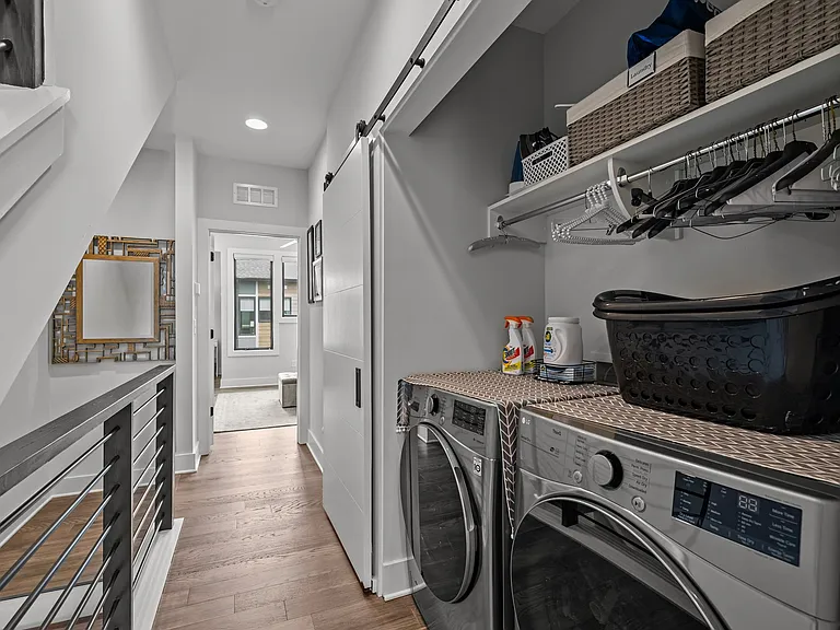 1207 Minter Pl — Photo 35