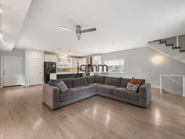 1874 W 57th St — Photo 2
