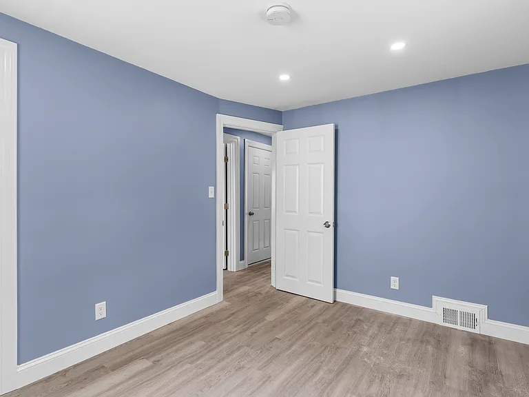 10 Briarcliff Ter #2 — Photo 10