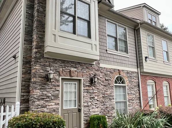 1214 Harris Commons Pl, Roswell, GA 30076