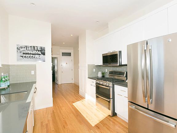 5th image of 1142-1146 Montgomery St #7022R