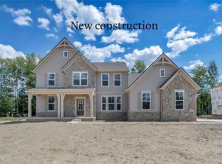 3135 Woodstone Ln, Avon, OH 44011