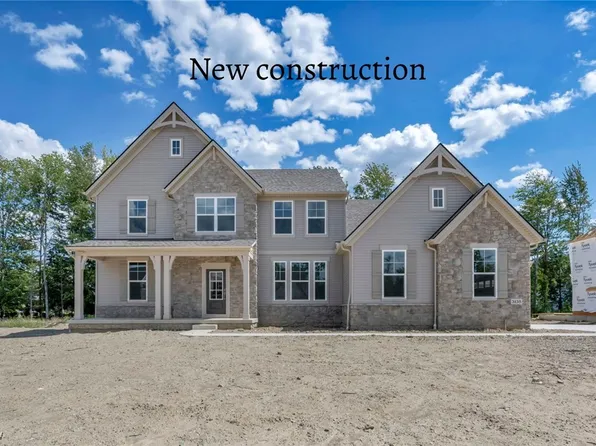 3135 Woodstone Ln, Avon, OH 44011