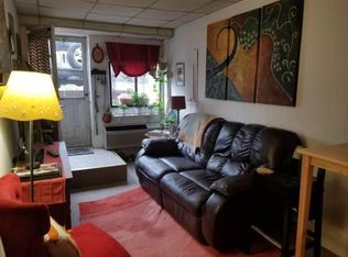 2459 39th Pl NW, Washington, DC 20007