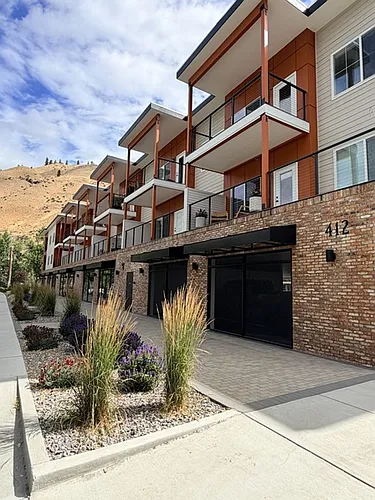 412 Aplets Way Photo 1