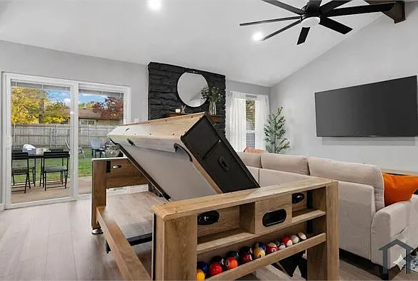 3915 Hillside Dr — Photo 13