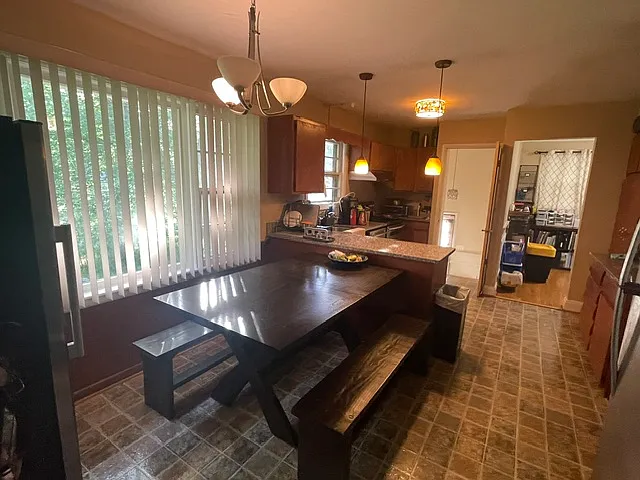 1104 Desale St SW — Photo 13