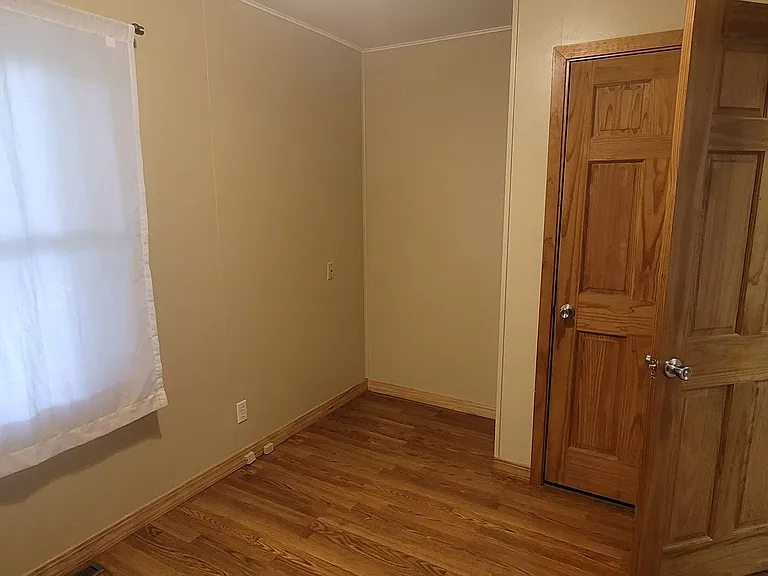 2907 Birchmont Dr NE — Photo 8