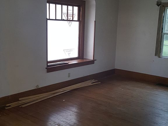 5th image of 884 E 1200n Rd