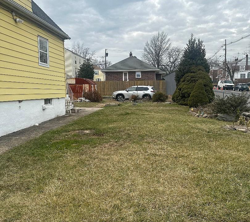 2nd image of 653 Raritan Ave