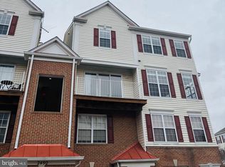 2490 Quick St APT 301, Herndon, VA 20171