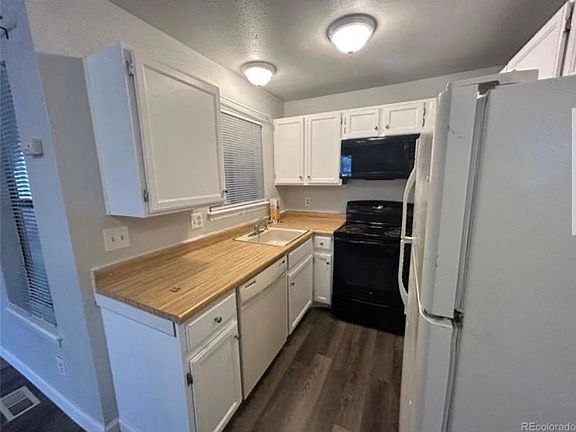 4th image of 919 S Dawson Way Unit 7