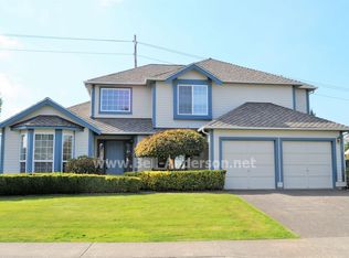 945 SW 347th St, Federal Way, WA 98023