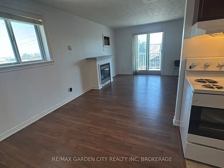 210 Pelham Rd #301 — Photo 11