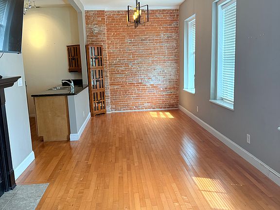 2nd image of 1703 S 11th St APT D