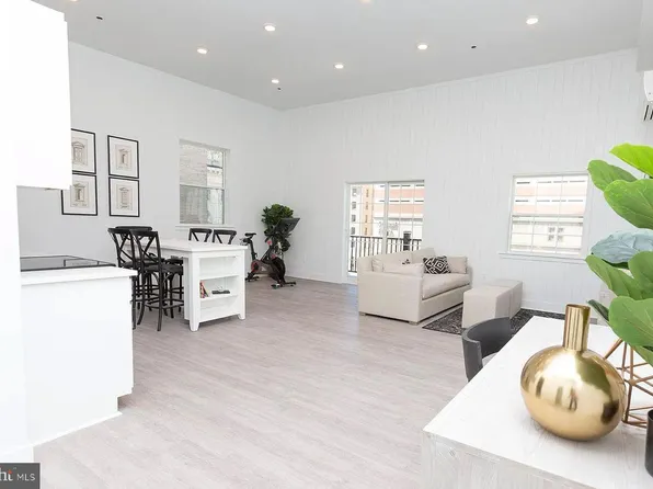 211 Saint Paul St APT 504, Baltimore, MD 21202