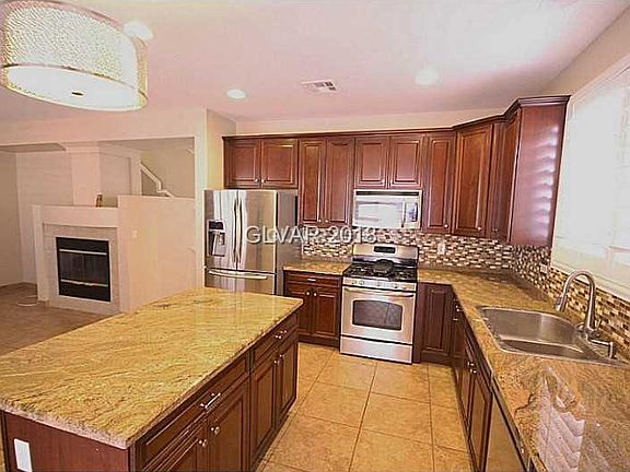 2nd image of 5444 Avent Ferry St