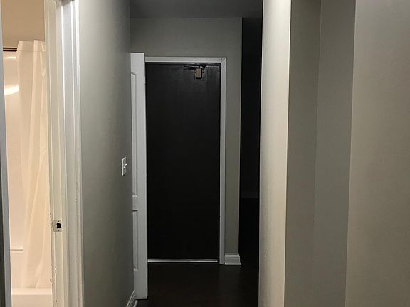 4th image of 1711 W Chariot Ct APT 1A