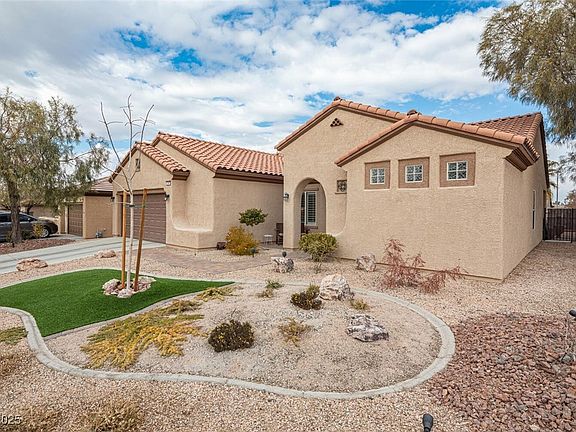 2nd image of 2980 Friendship Hill Cir