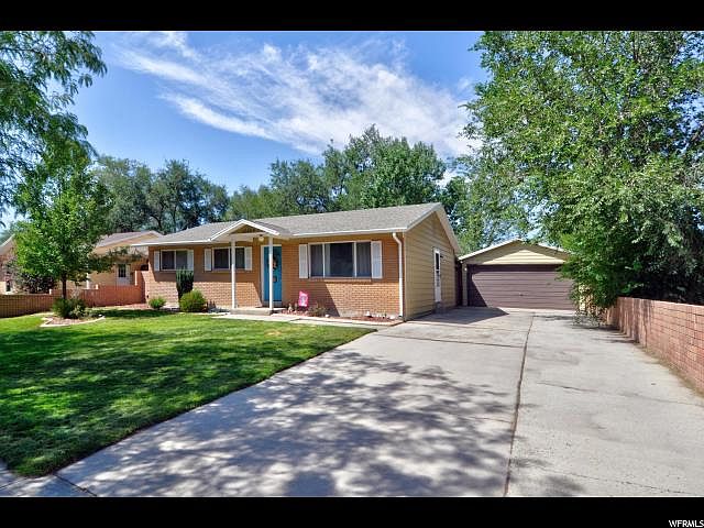1st image of 10464 S Silver Mountain Dr