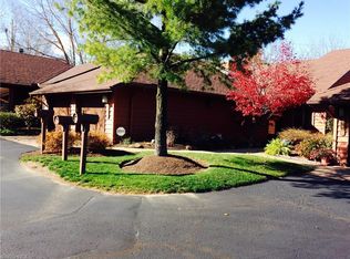 25822 Fairmount Blvd, Beachwood, OH
