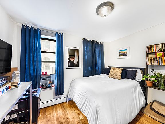 5th image of 319 E 105th St APT 3C