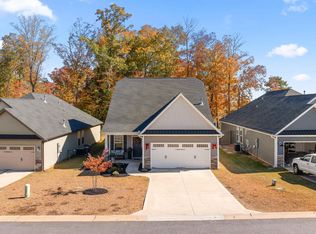 104 Landry Ln, Greenville, SC 29617