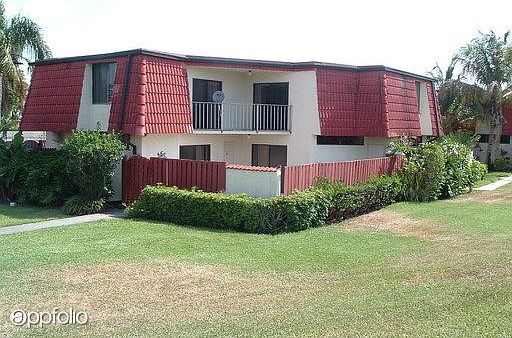 1st image of 3889 Victoria Dr