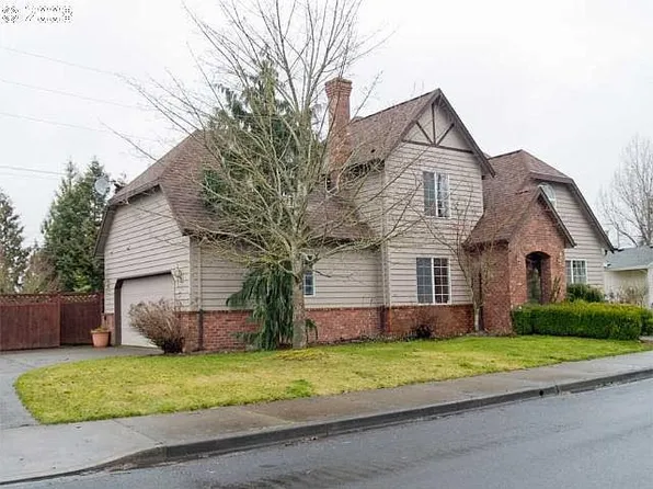 3305 NE Olympic St, Hillsboro, OR 97124