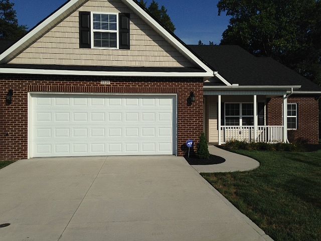 1st image of 1510 Autumn Path Ln